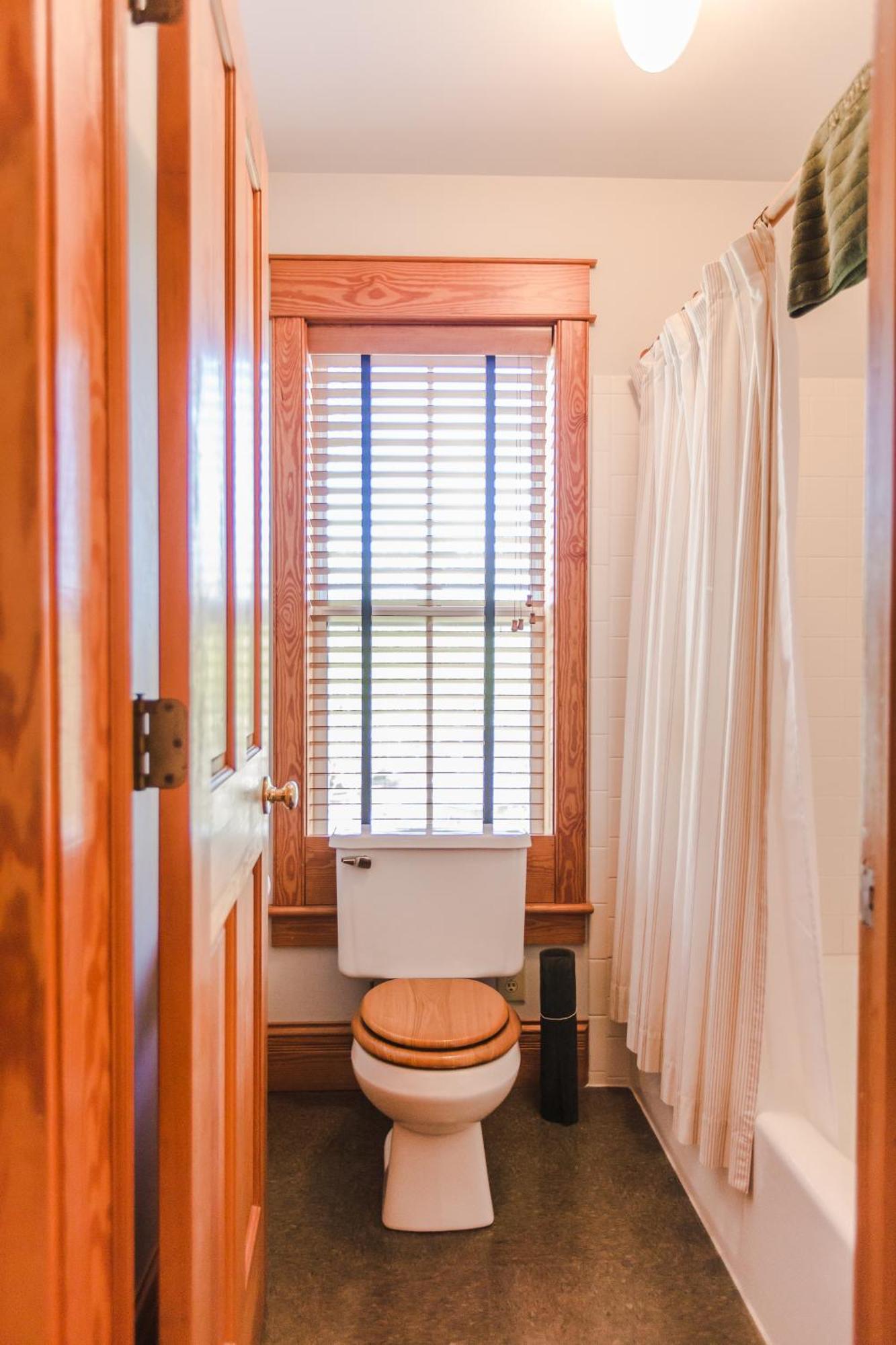 Roanoke Island Inn マンテオ 部屋 写真