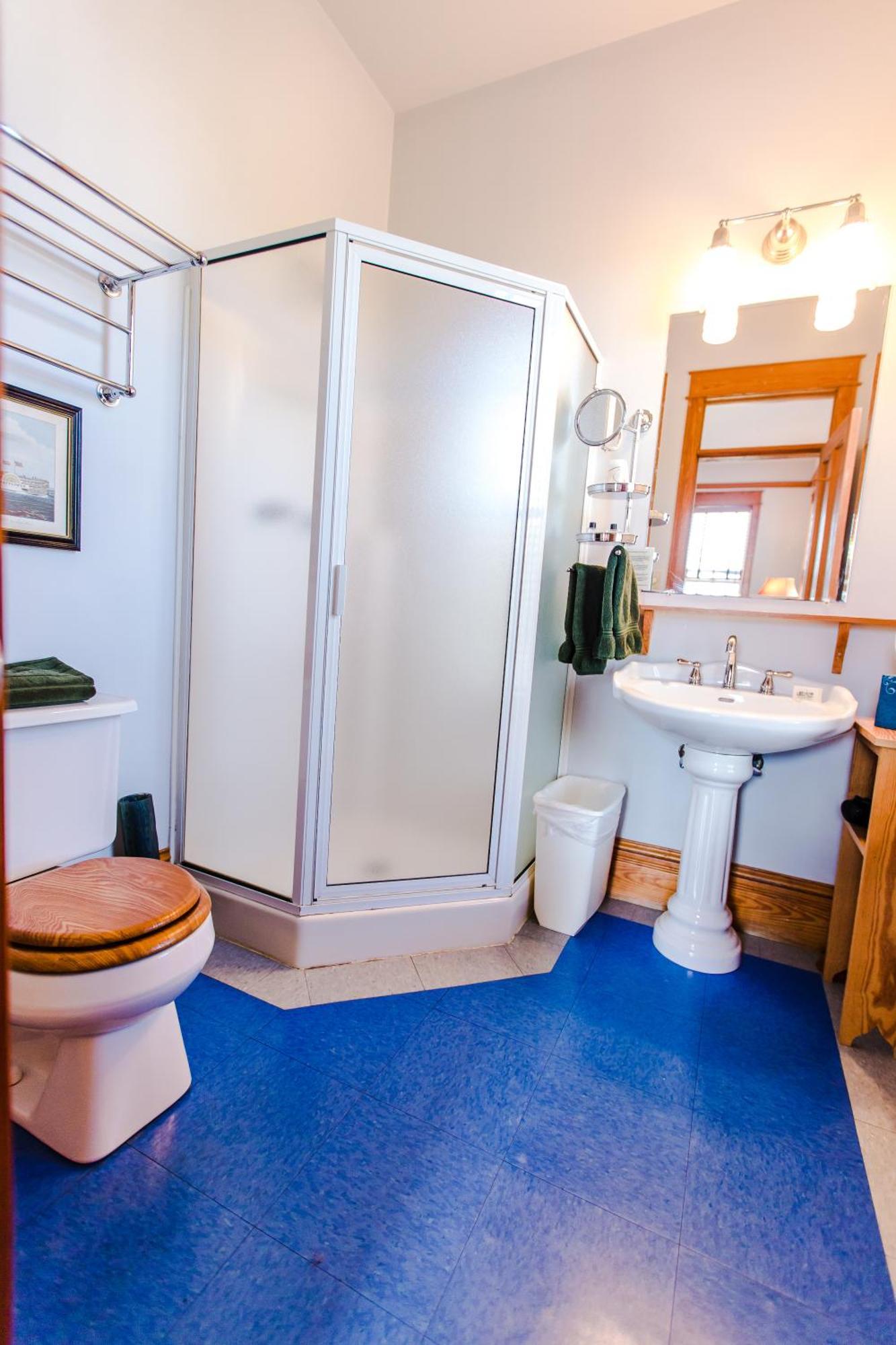 Roanoke Island Inn マンテオ 部屋 写真