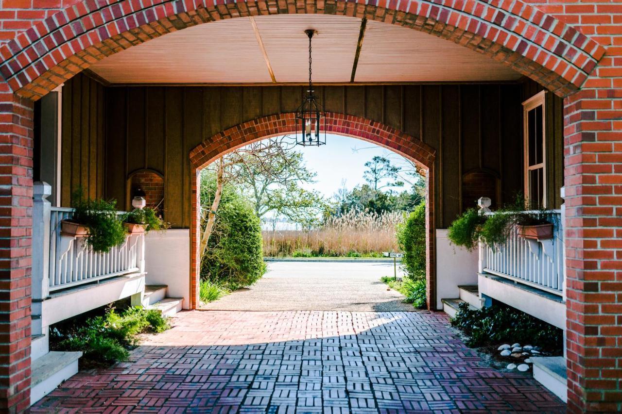 Roanoke Island Inn マンテオ エクステリア 写真