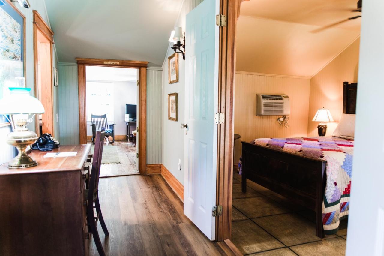 Roanoke Island Inn マンテオ エクステリア 写真